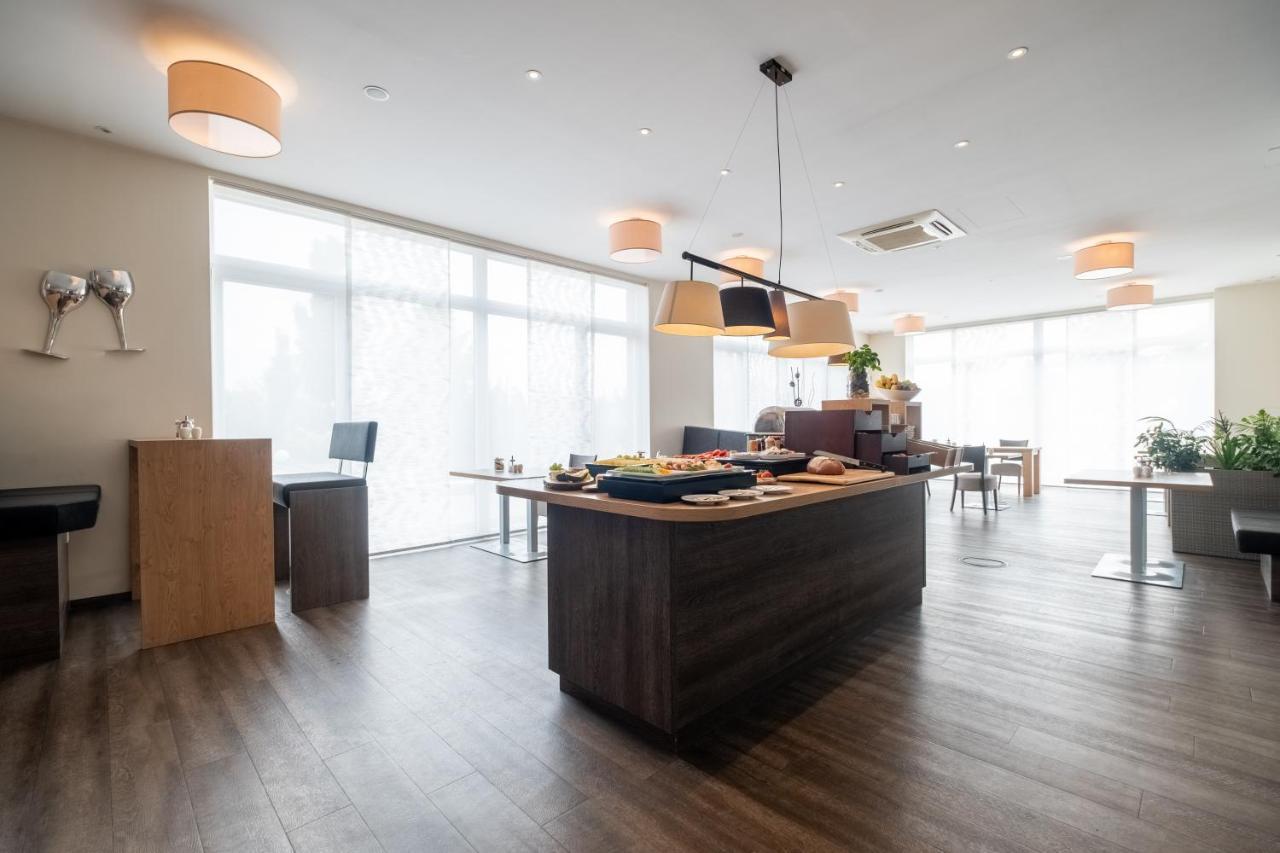 Amaro Hotel แบร์กเคียร์เคน ภายนอก รูปภาพ